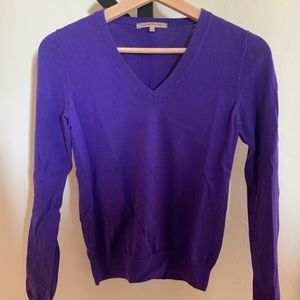 Uniqlo Merino wool v neck sweater